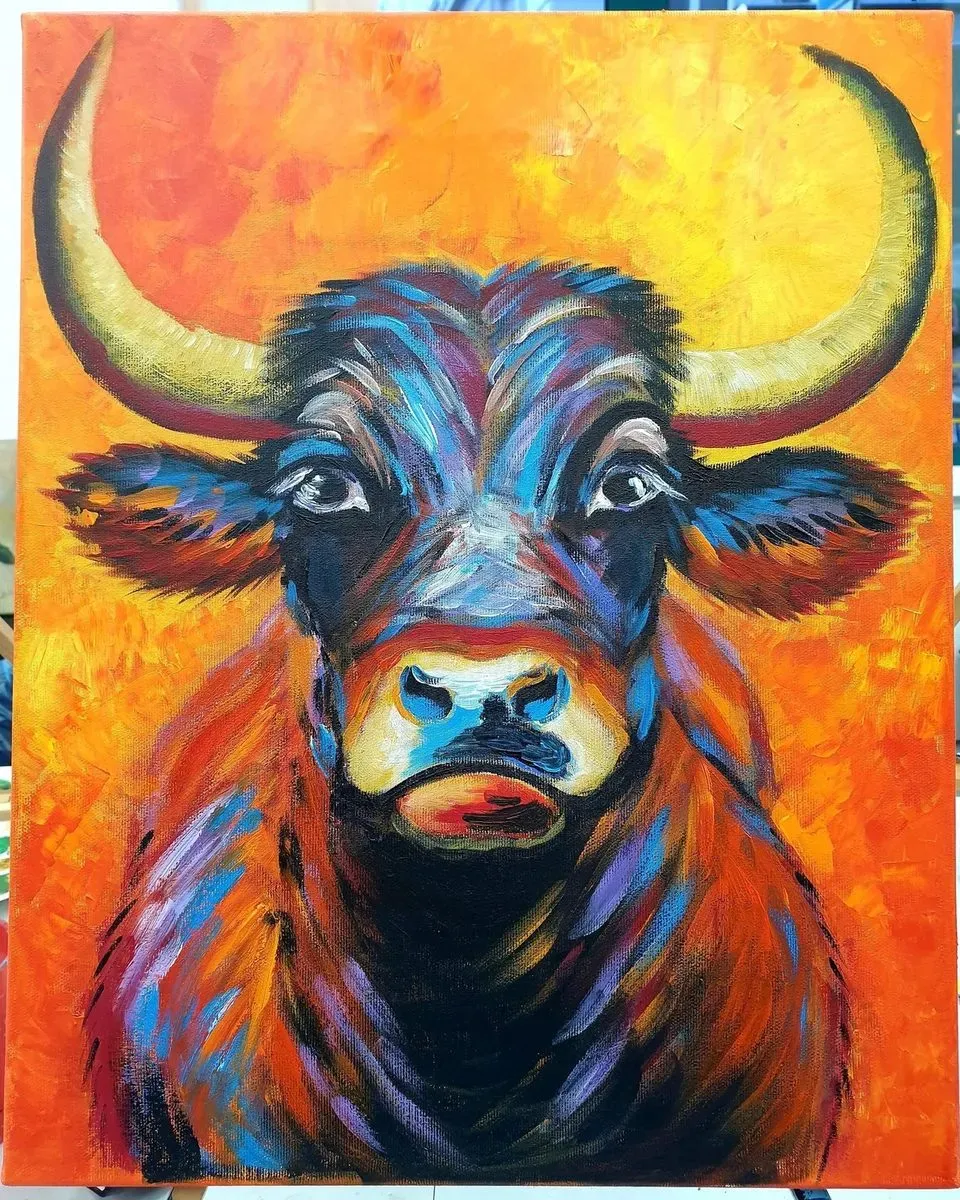 Bull at Sunset — ręcznie malowane płótno z Villi Nadezda w Pafos, które możemy wysłać pocztą