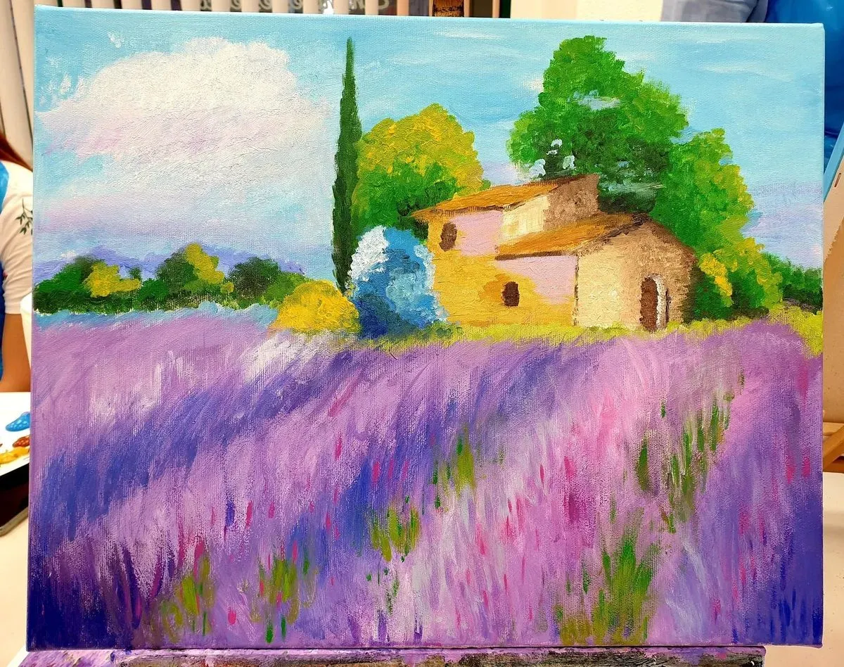 Lavender Field — ręcznie malowane płótno z Villi Nadezda w Pafos, które możemy wysłać pocztą
